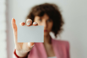 Die Macht von Printanzeigen und Visitenkarten im digitalen Zeitalter