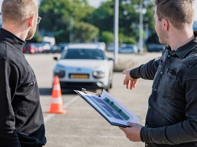 Studieren und Führerschein machen in den Niederlanden: Der Guide für österreichische Studenten